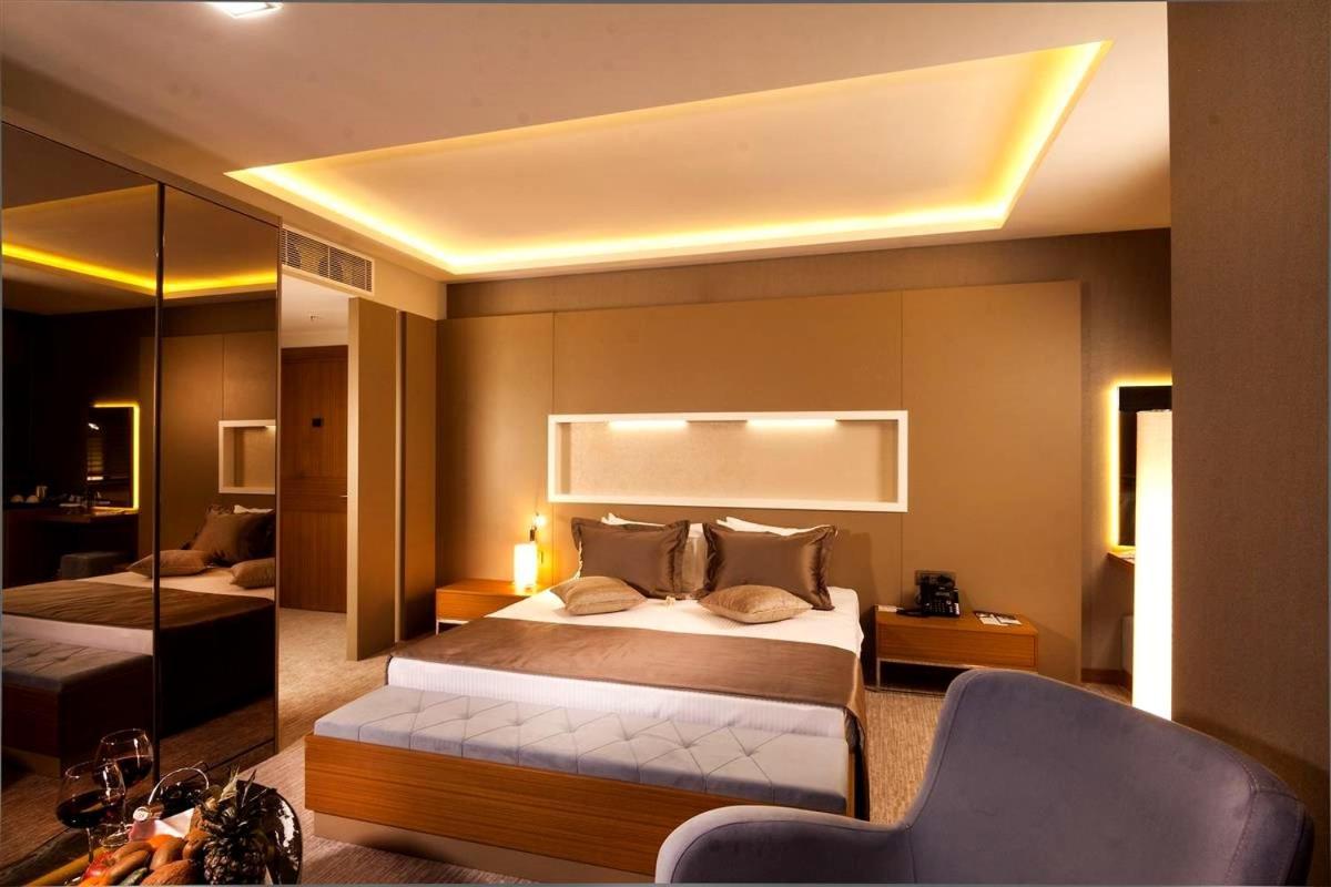 Majura Hotel Business Ізмір Екстер'єр фото